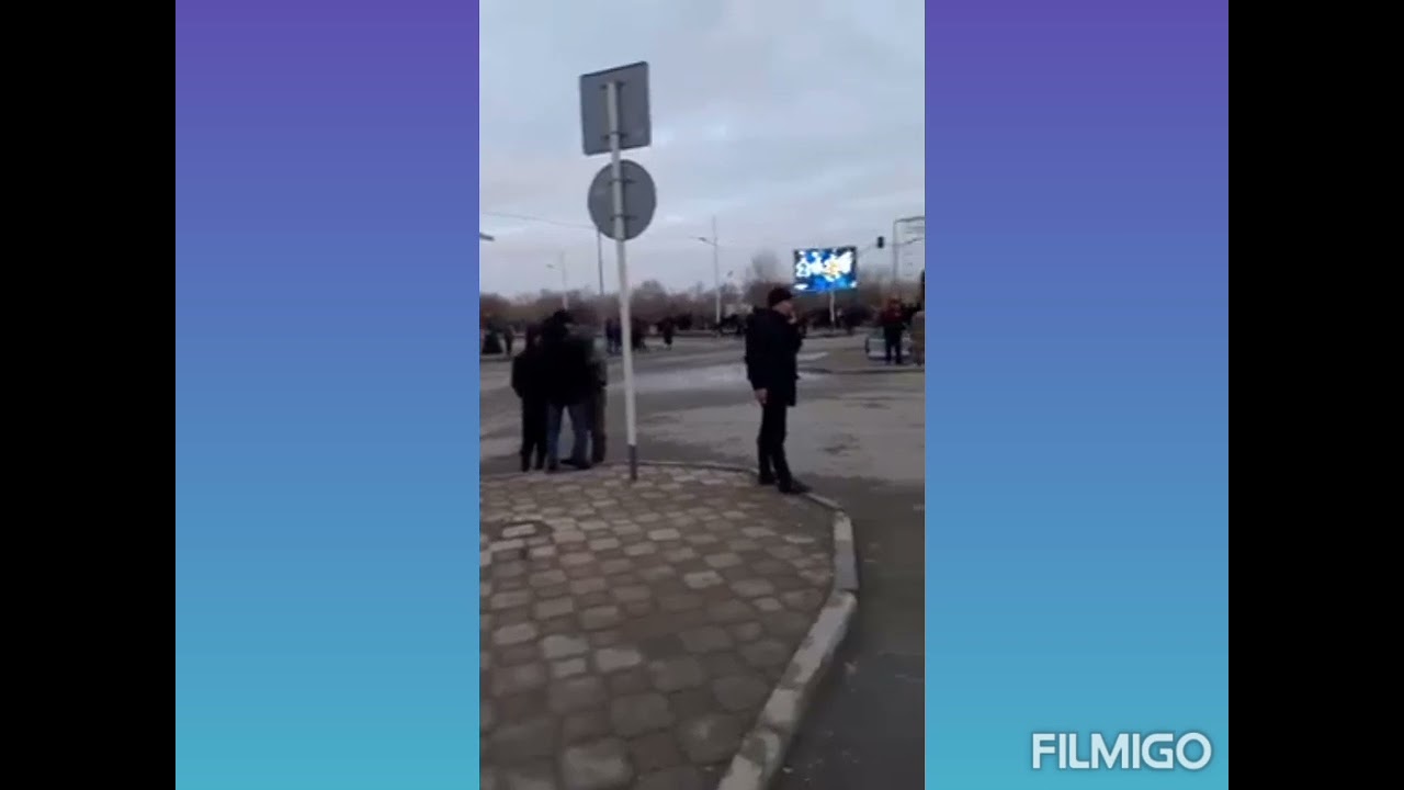 Жаңаөзендіктер бейбіт шеруін жалғастыруда, кеш. 03.01.2022 ж. #kazakhstan #мангыстау #протесты