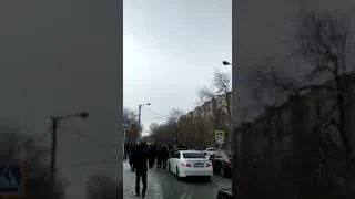 Актюбинцы все же смогли мирно собраться не смотря на разгон и незаконные задержания. 04.01.2022