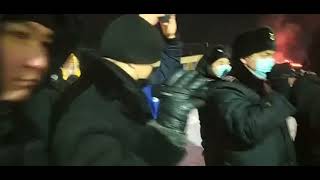 Орал қаласының жігіттері Жаңаөзенді қолдауға келді 04.01.2022 #kazakhstan #протесты #уральск #митинг