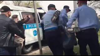 Мирная акция у Генерального консульства России в Алматы. 09.04.2022