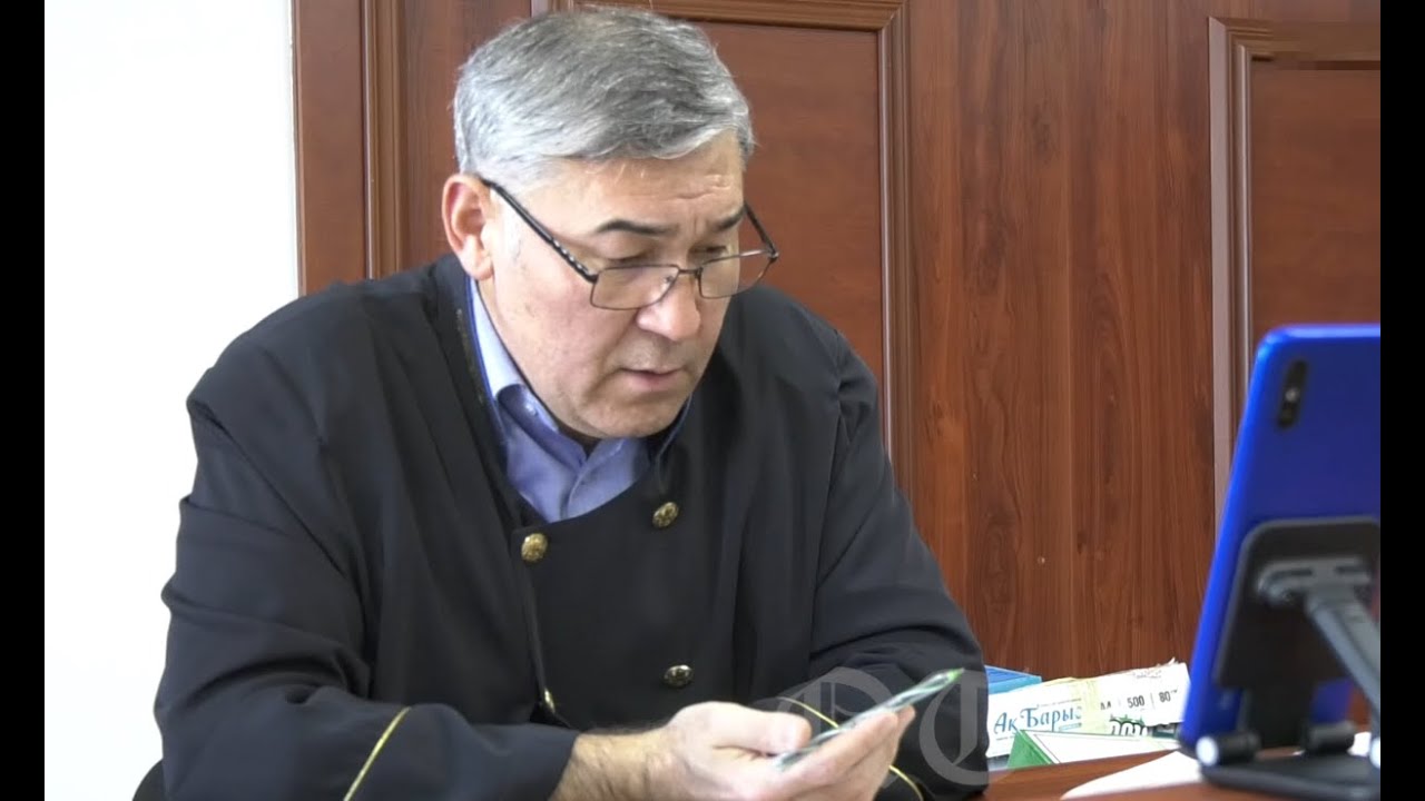Қошманбеттегі азаптау. 17 млн теңгесінен айырылған жәбірленуші сотталушы полицейлердің бәрін таныды