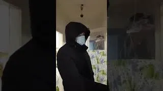 Каскелен. К гражданскому активисту Еркину Казиеву приехали полицейские с автоматами. 17.03.2022