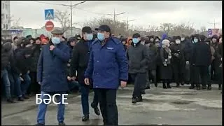 Акима области Ногаева освистали в Жанаозене. 3.01.2022