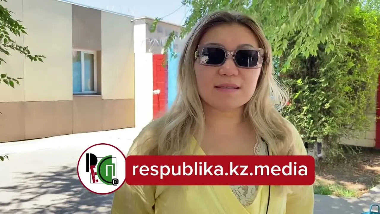 Адвокат вышла со свидания с Айгерим Тлеужановой