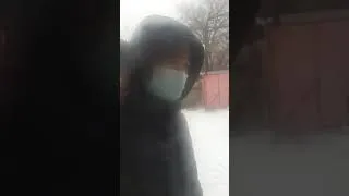 Незаконное проникновение полиции во двор гражданского активиста Еркина Казиева, Каскелен #kazakhstan