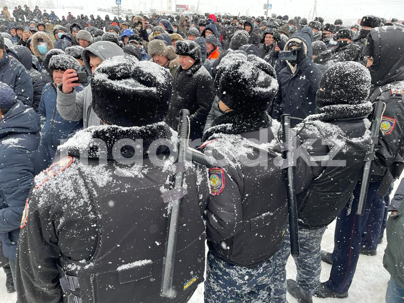 «Кровавый январь»: отца пятерых детей осудили за фейк в Атырауской области