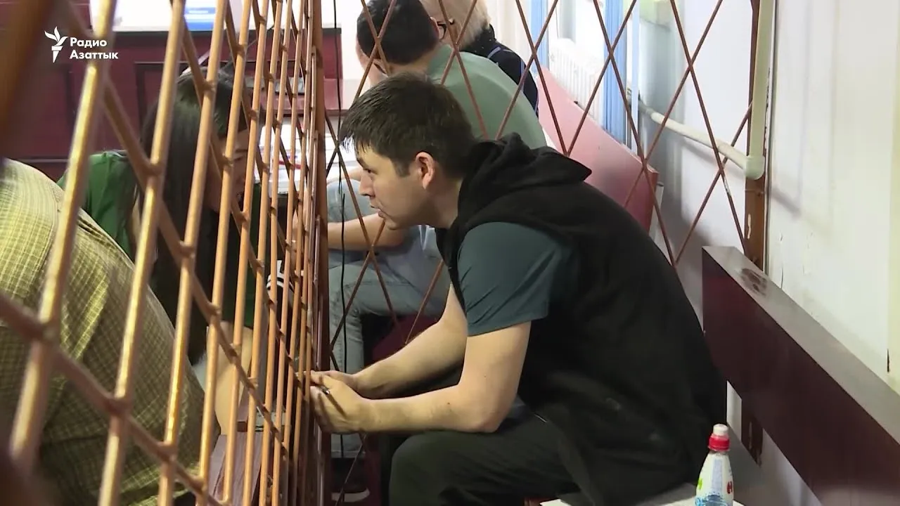 Дело о хищении оружия в январе: подсудимый отвергает обвинение