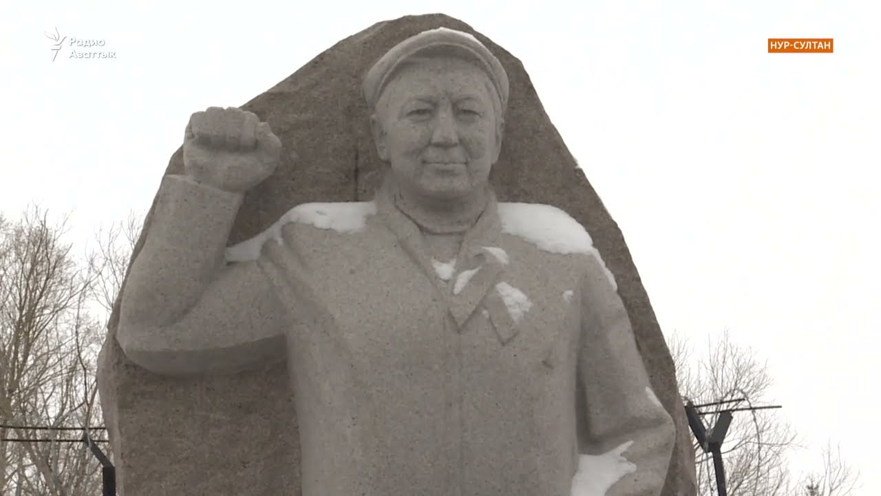 «Правда не нравится диктатуре». В столице почтили память активиста Агадила