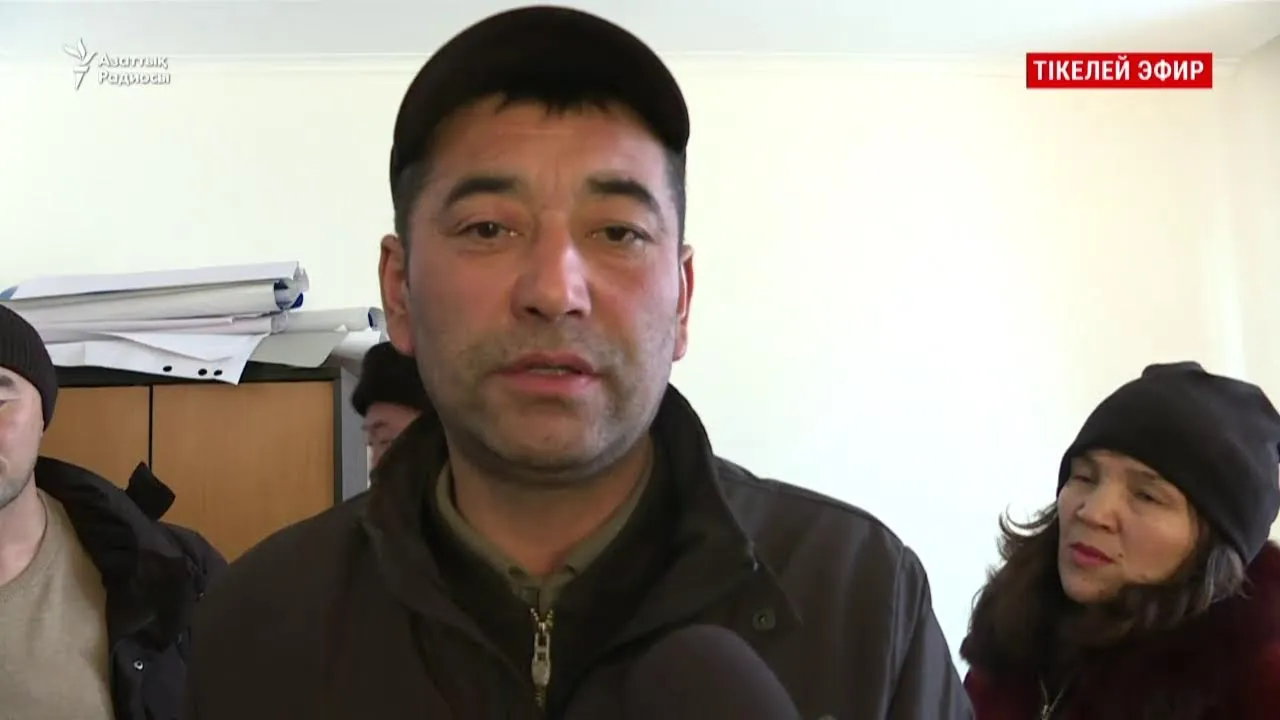 "Азаптауды доғарып, қамаудан босатыңдар!" Талдықорғанда туысы қамалғандар жиналды