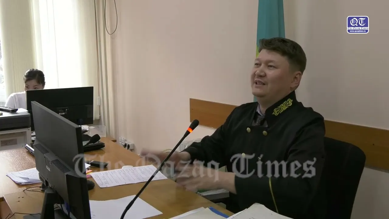 Алмалы аудандық соты."Отводтан аман қалған" судья залдан журналисты шығарып жіберді