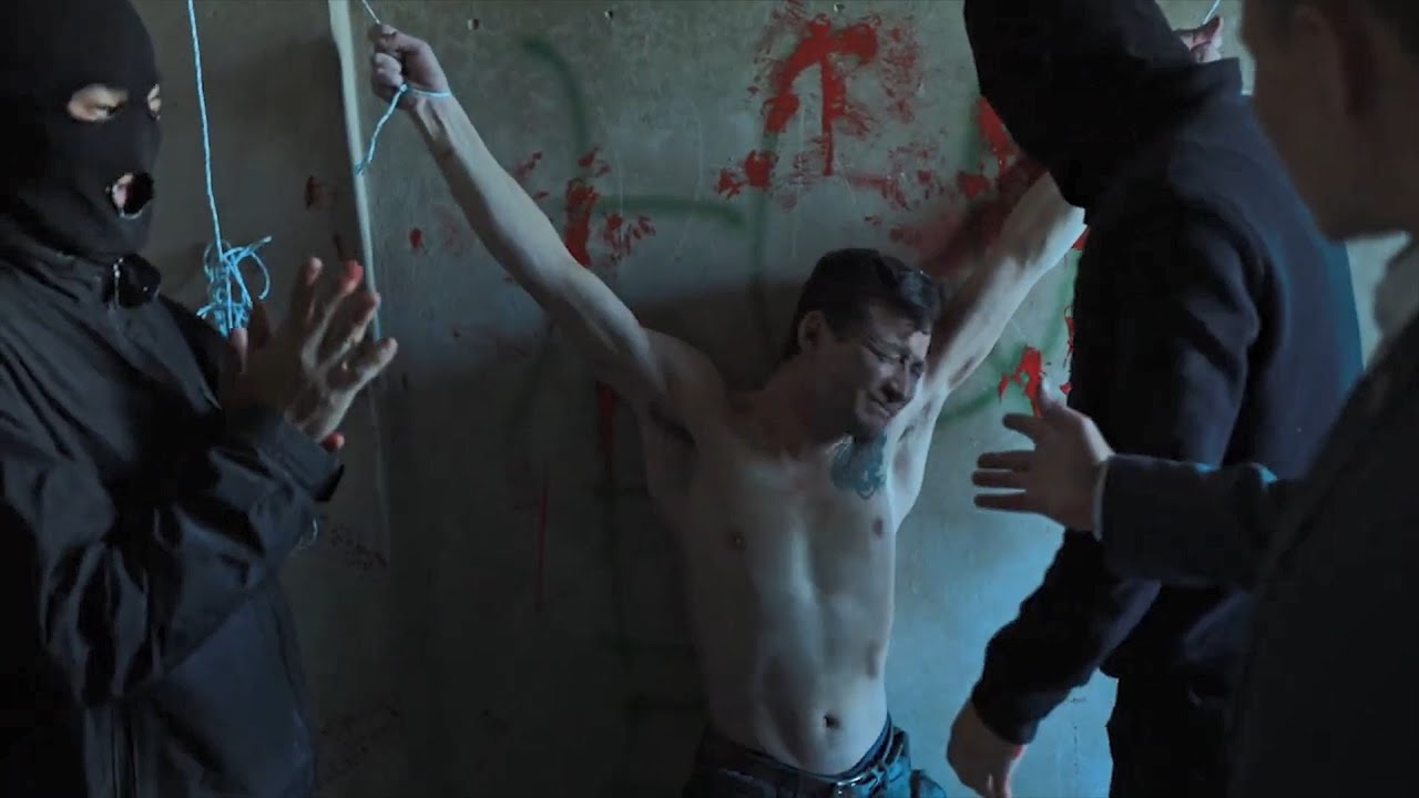"В комнате пыток меня подвесили"иксом" - сварщик из Павлодара