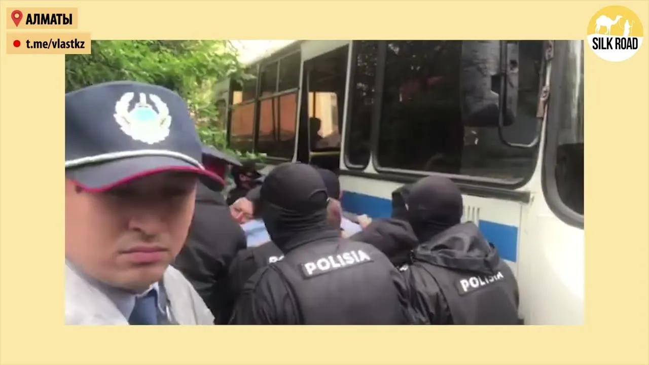 "Если теряли сознание, приводили в чувство электрошокером" - пытки полицейских