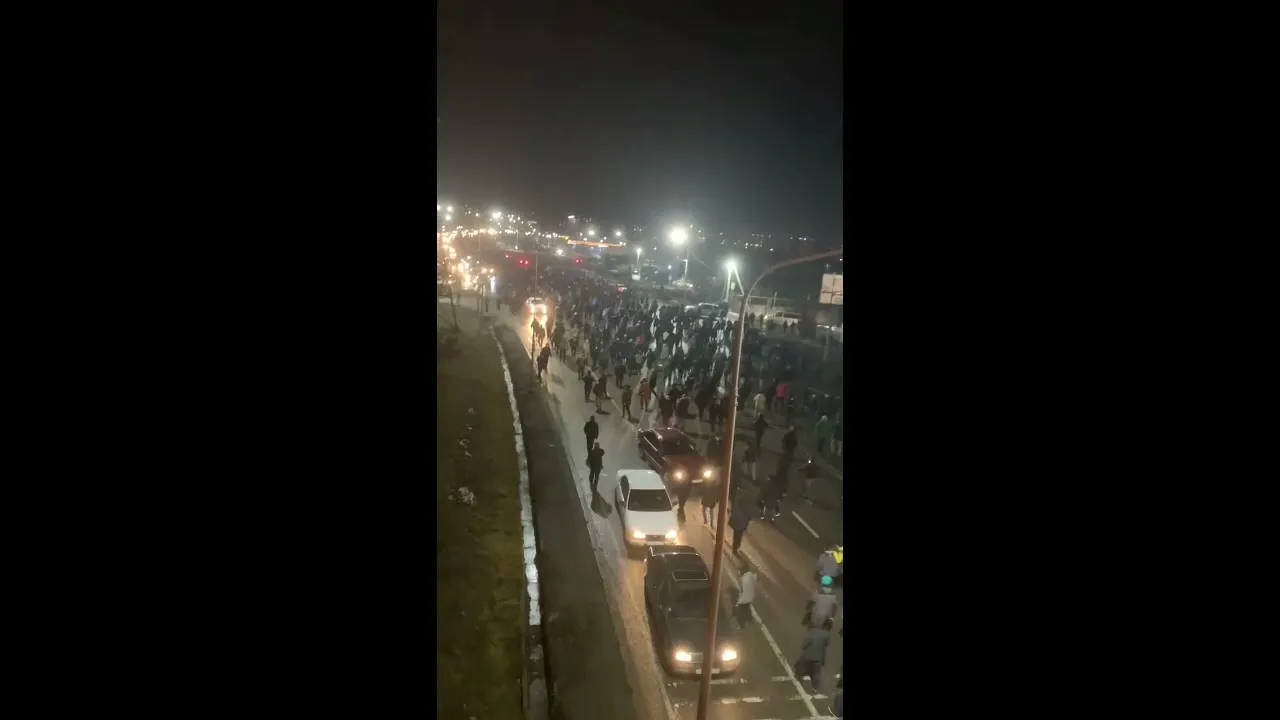 АЛМАТЫ: СМОТРИТЕ И ГОРДИТЕСЬ СВОЕЙ СТРАНОЙ, НАРОДОМ!