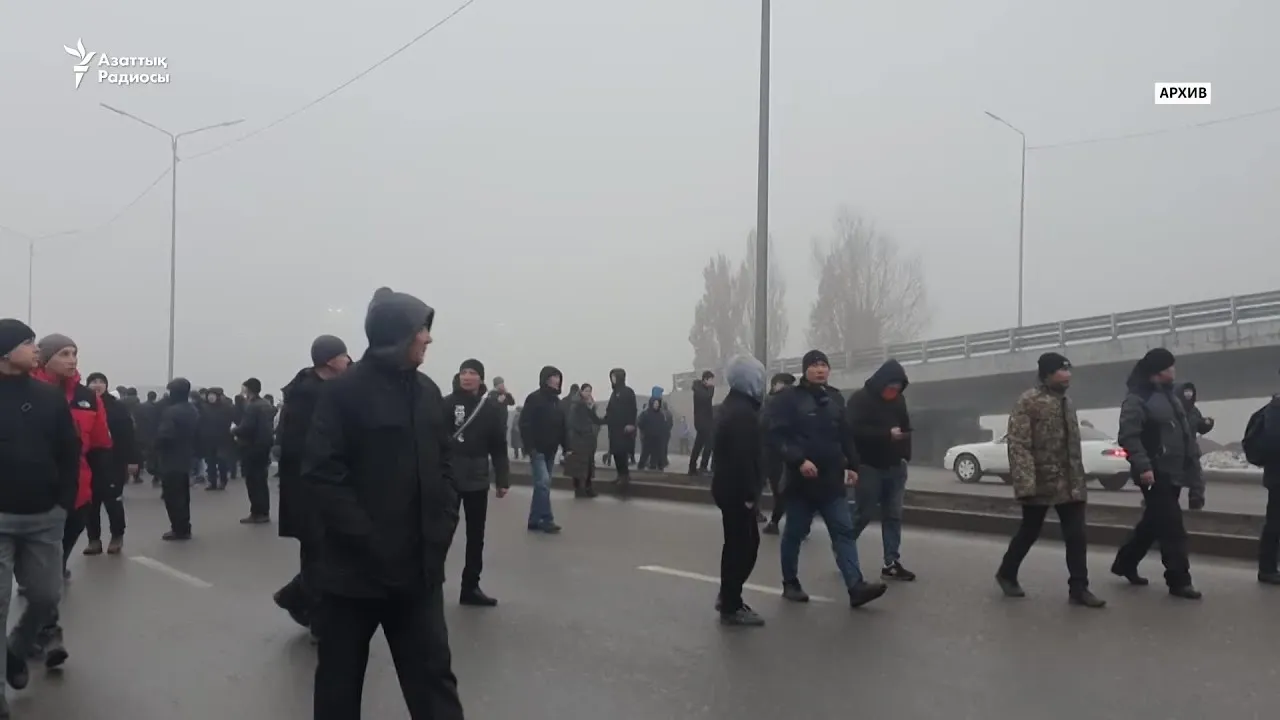 Тоқаев Қаңтар оқиғасына қатысқандарға рақымшылық жасамақ. Оқ атқандар қайда?