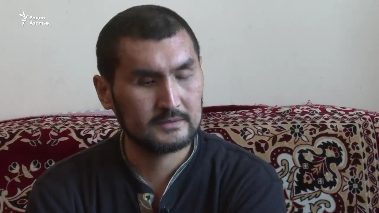 Потерявший зрение во время январских событий рассказал о пытках